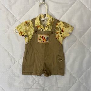 Toddler Boys overall short set, Size 18M, Light Use. MAKE AN OFFER!!